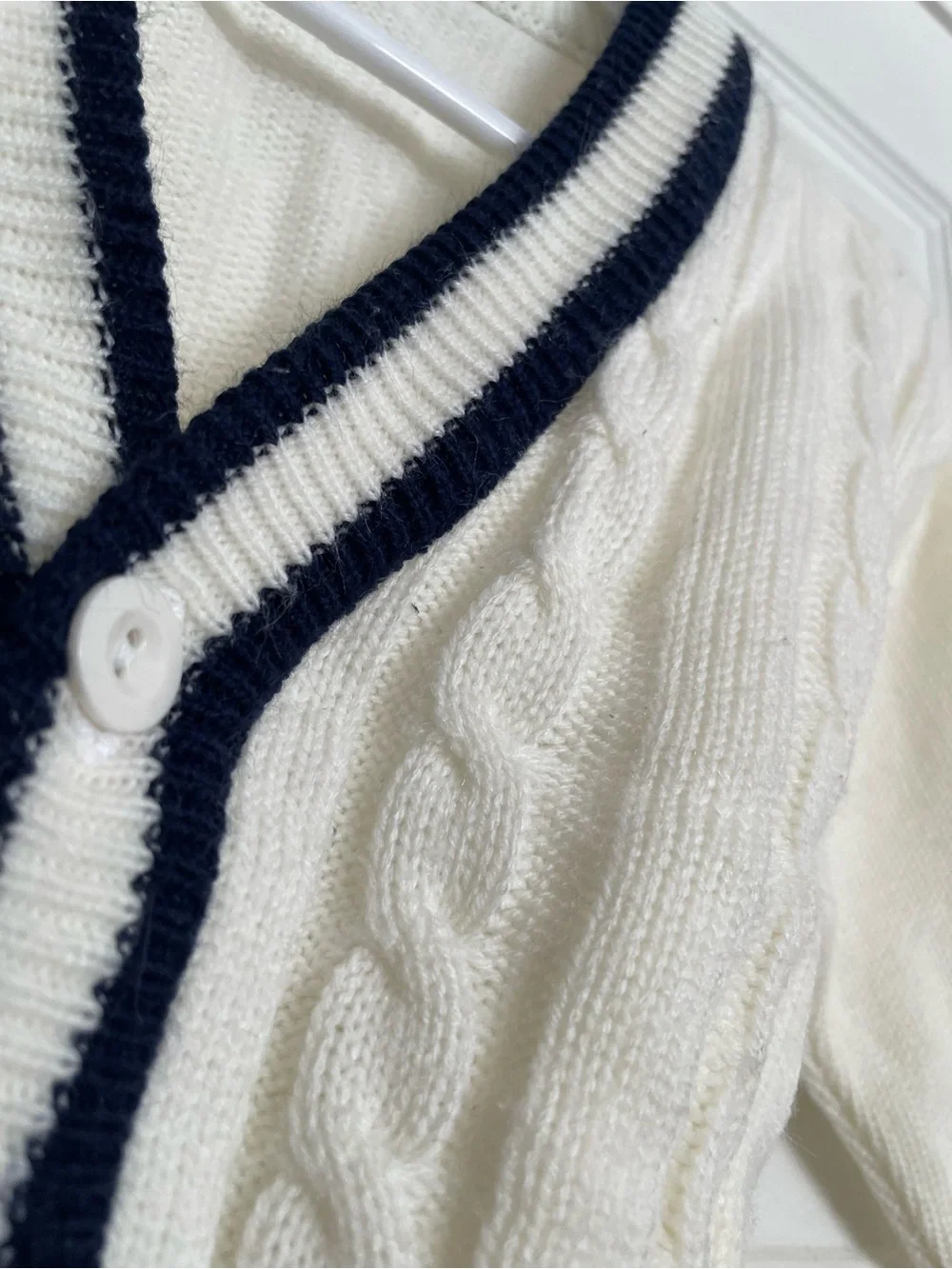 Vintage Carters size 18-24 months Classic Cable-Knit V-Neck Cardigan Sweater